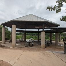 Riverwalk: Mission Rd Trailhead