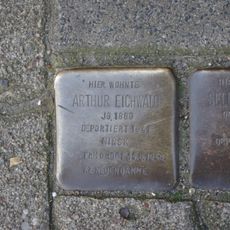 Stolperstein en memoria de Arthur Eichwald