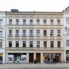 Wohnhaus in geschlossener Bebauung Berliner Straße 19