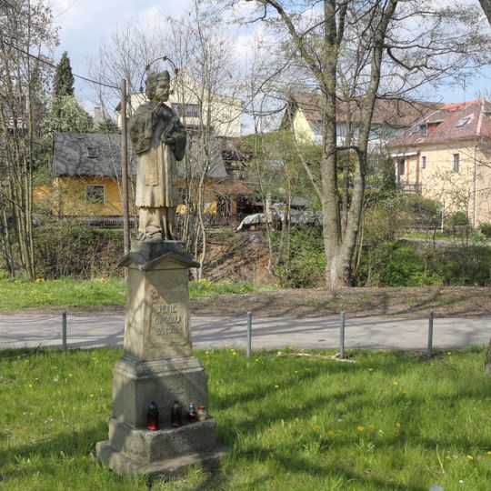 Socha svatého Jana Nepomuckého proti domu 334 v Přepeřích