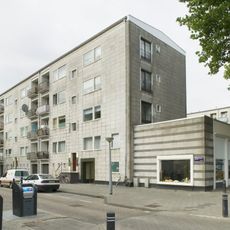 Sloterhof, winkelrijen