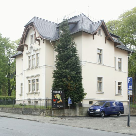 Hauptstraße 24
