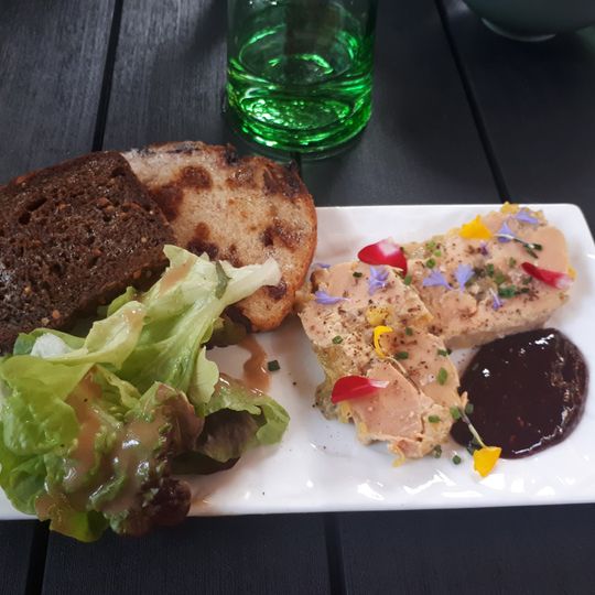 La Maison Restaurant