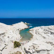 Sarakiniko Beach