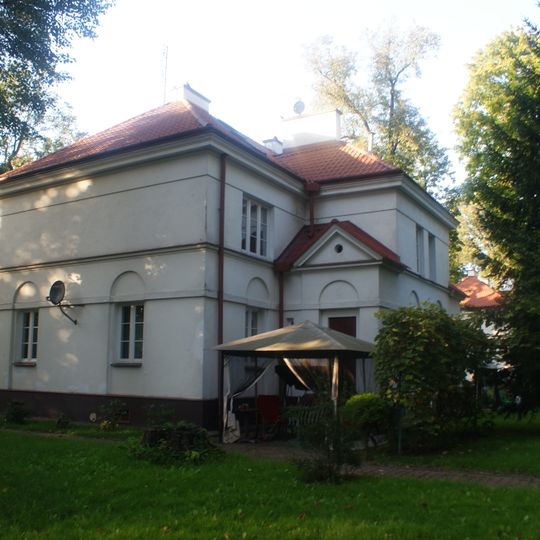 Willa komendanta szkoły lotniczej