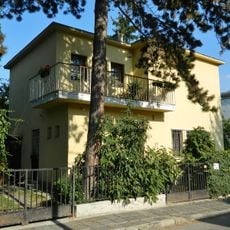 Wohnhaus in der Napraforgó-Straße 17