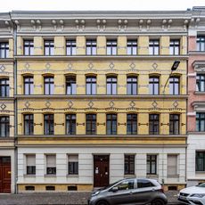 Mietshaus Clara-Wieck-Straße 36