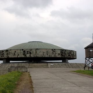 Majdanek Mausoleum