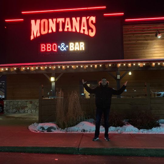 Montana’s BBQ & Bar