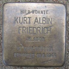 Stolperstein en memoria de Kurt Albin Friedrich