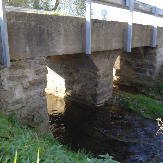 Most silnice III/14214 přes Černý potok