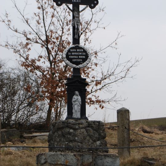 Kříž severozápadně od Líšnice