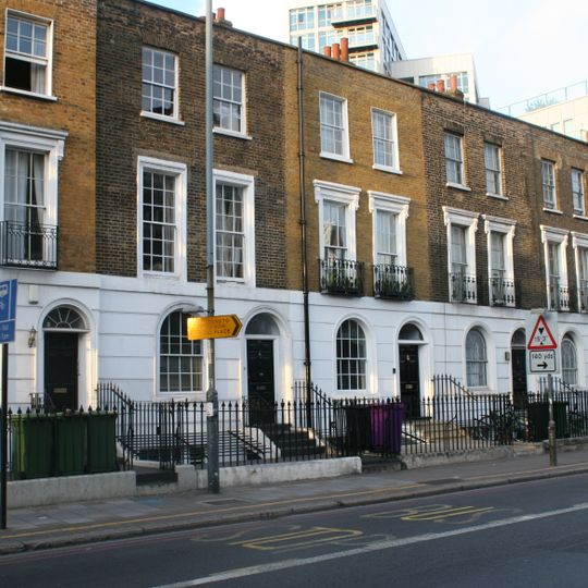 699-711, Commercial Road E14