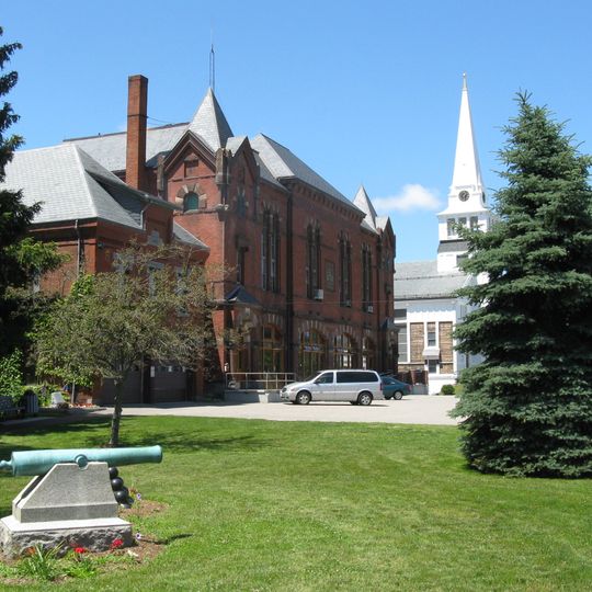 Holbrook Square Historic District