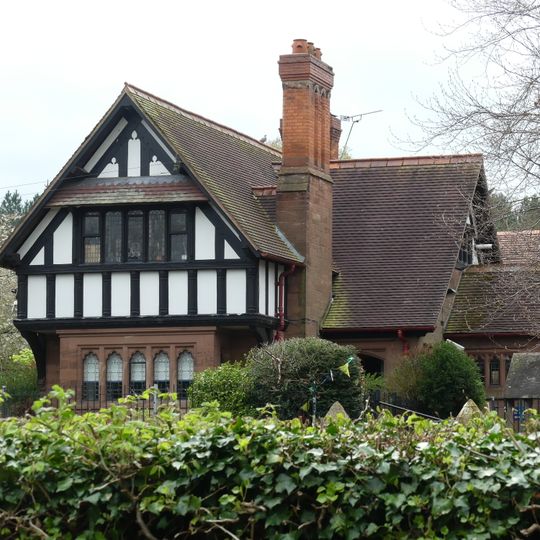 Former Schoolmaster's House with storeshed and domestic offices attached