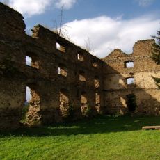 Zřícenina sýpky v Kvaseticích