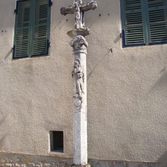Ancienne croix de cimetière de Saint-Jean-de-Vaux