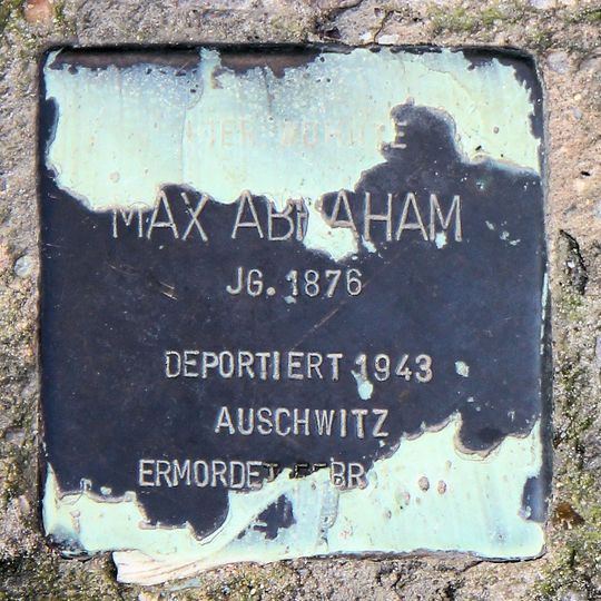 Stolperstein en memoria de Max Abraham