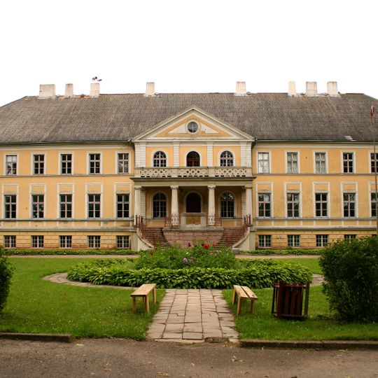 Rudbarži Palace