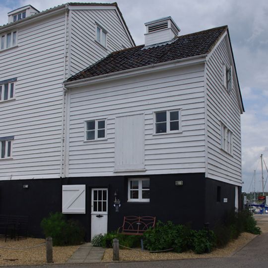 Granary at Tide Mill