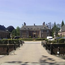 Slangenburg, bruggen en keermuren