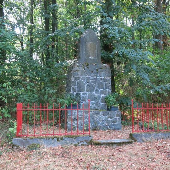 Pomník padlým v 1.světové válce u Střelnice ve Verneřicích