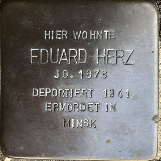 Stolperstein en memoria de Eduard Herz