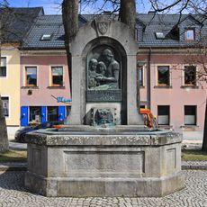 Barbara-Uttmann-Denkmal