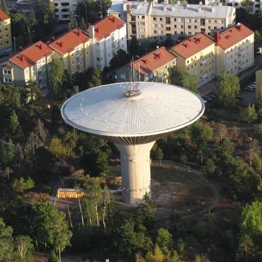 Lauttasaari water tower