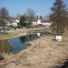 Lávka přes Nežárku v Dolním Skrýchově