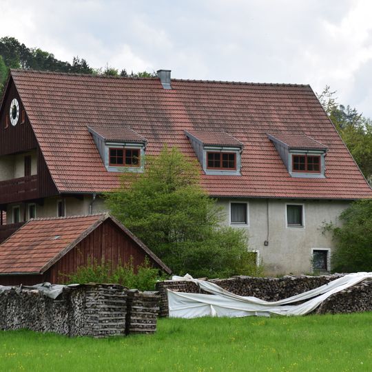 Bauernhaus Labertalstraße 9