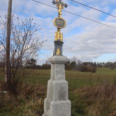 Kříž u silnice jižně od Nového Telečkova