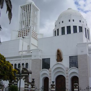 Basílica Catedral de Nuestra Señora de la Elevación