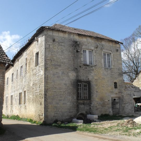 Grosse Maison de Neuvier