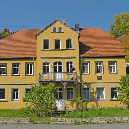 House 10 Pienner Street