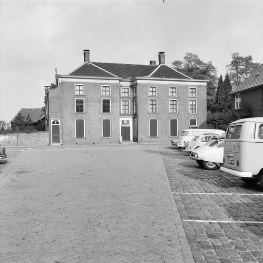 Heuvelstraat 10, Oosterhout