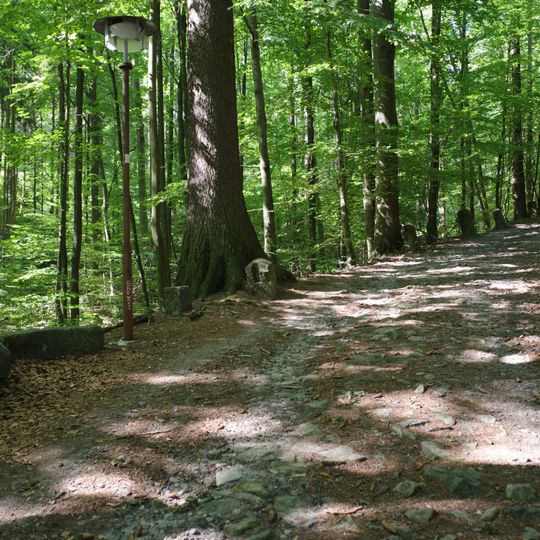 Marker stones Hainbergweg