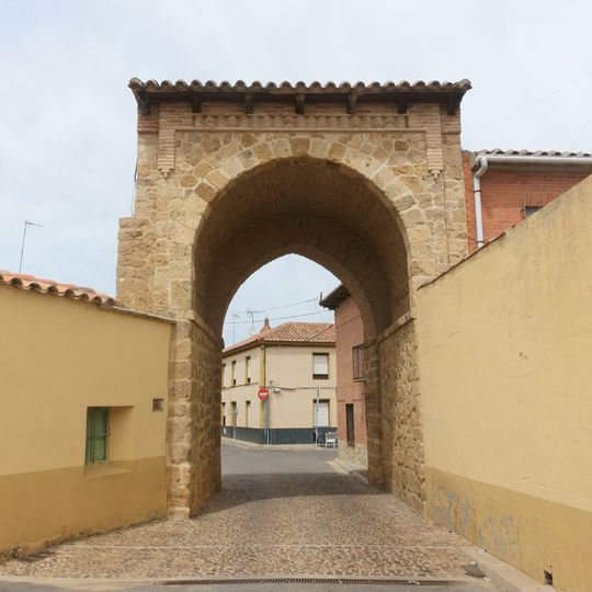 Muralla de Mayorga