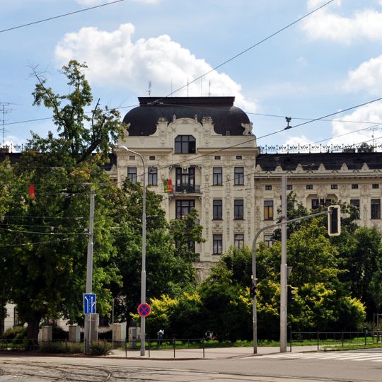 Konečného náměstí 1 - 3