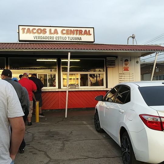 Tacos La Central
