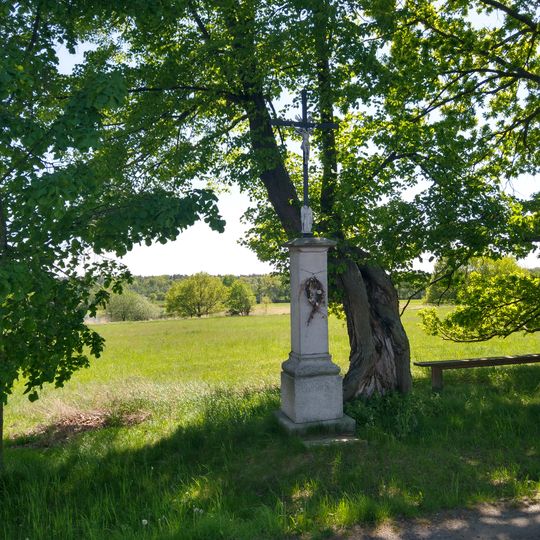 Kříž v Zálužicích