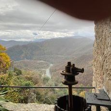 Terrazza panoramica sul fiume Vara