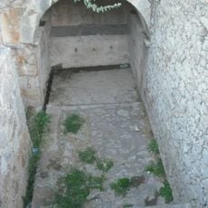 Fuente y lavadero de Pedró