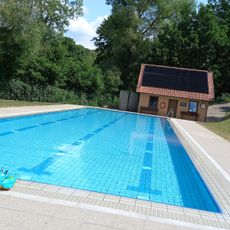 Freischwimmbad