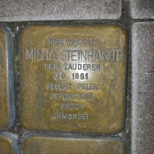 Stolperstein en memoria de Minna Steinhardt