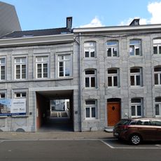 House Paveestraße 12