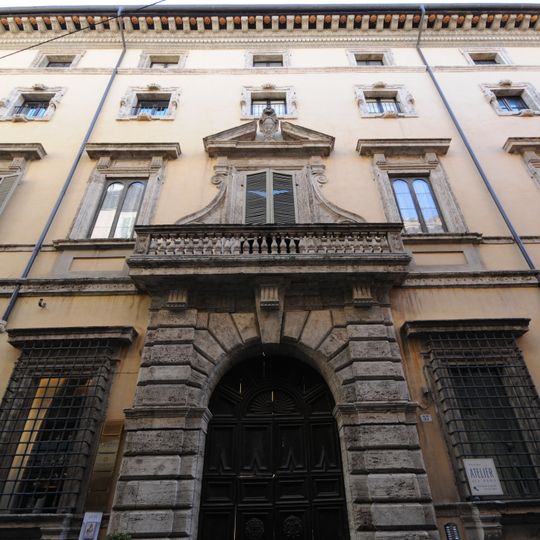 Palazzo Vecchiarelli