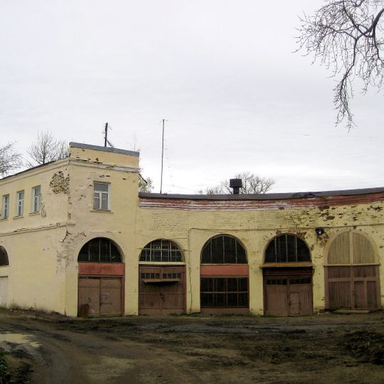 Паровозное депо с поворотным кругом