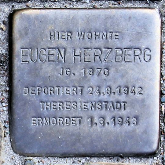 Stolperstein en memoria de Eugen Herzberg