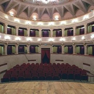 Teatro comunale Walter Chiari